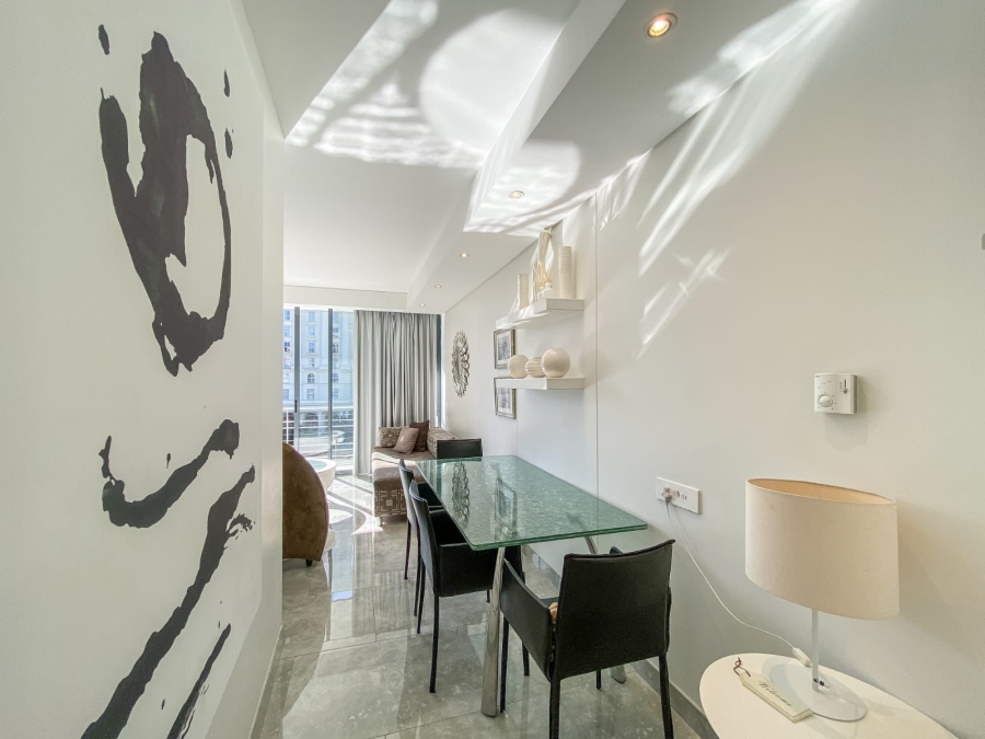 To Let 2 Bedroom Property for Rent in Foreshore Western Cape